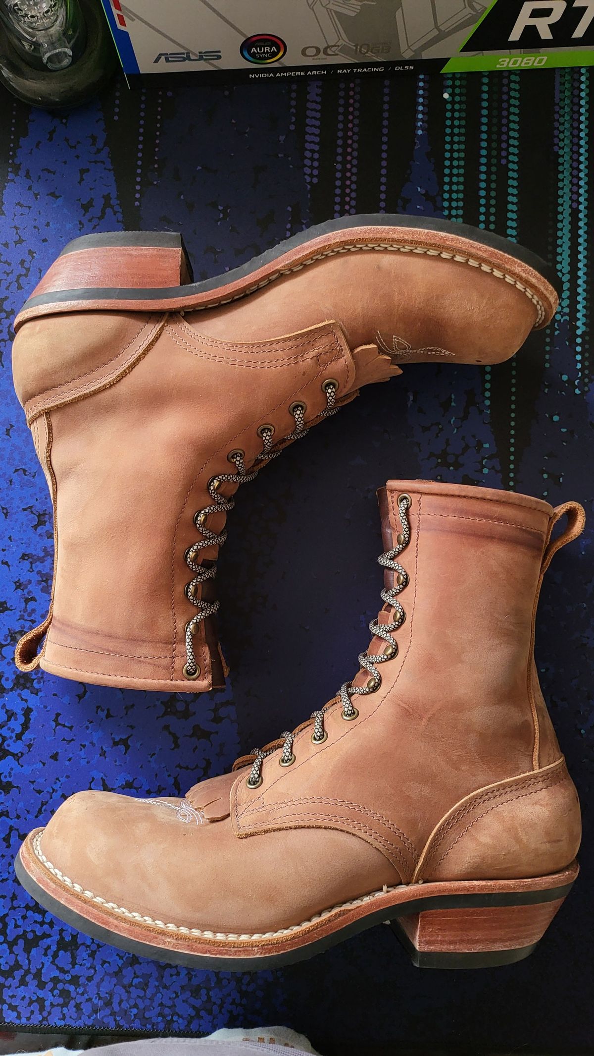Photo by patinathunderdome on December 5, 2021 of the Nicks Packer in Horween Brown Rapids.