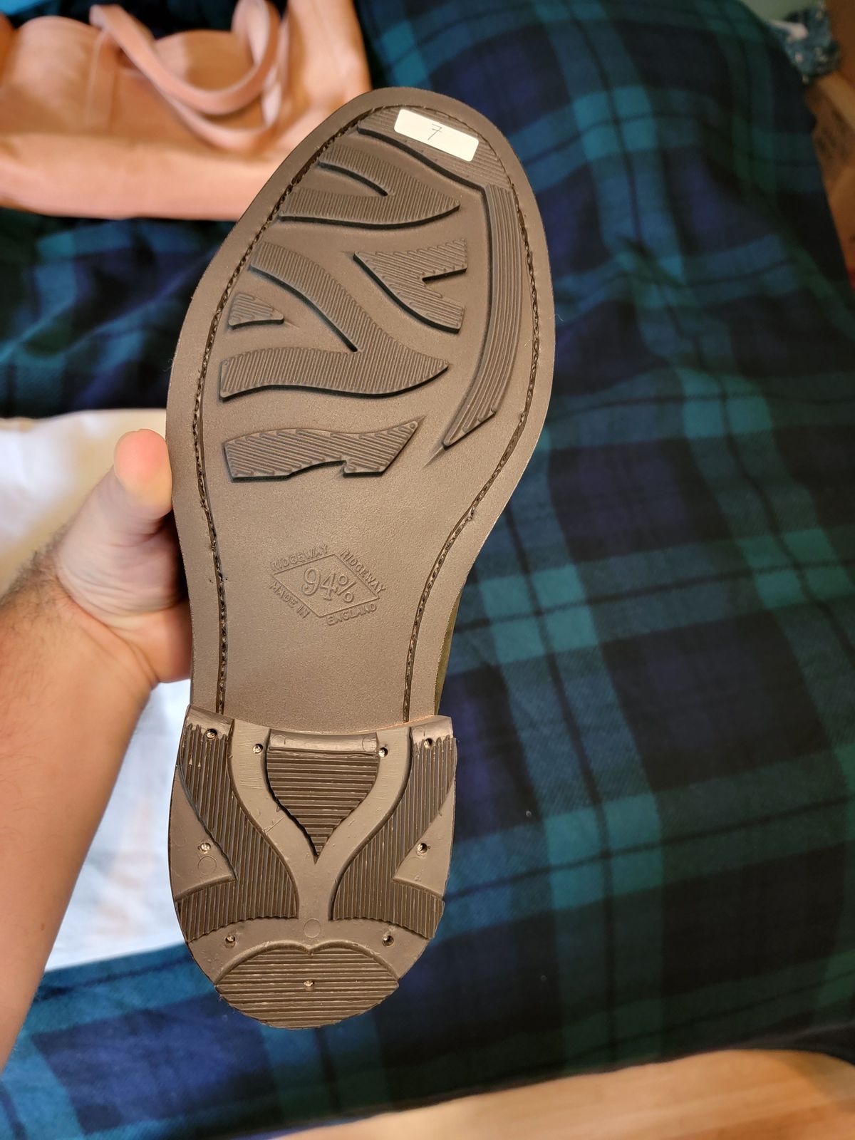 Photo by patinathunderdome on October 4, 2021 of the Benzein The Seventh Chelsea Boot in Shinki Olive Shrunken Horsebutt.