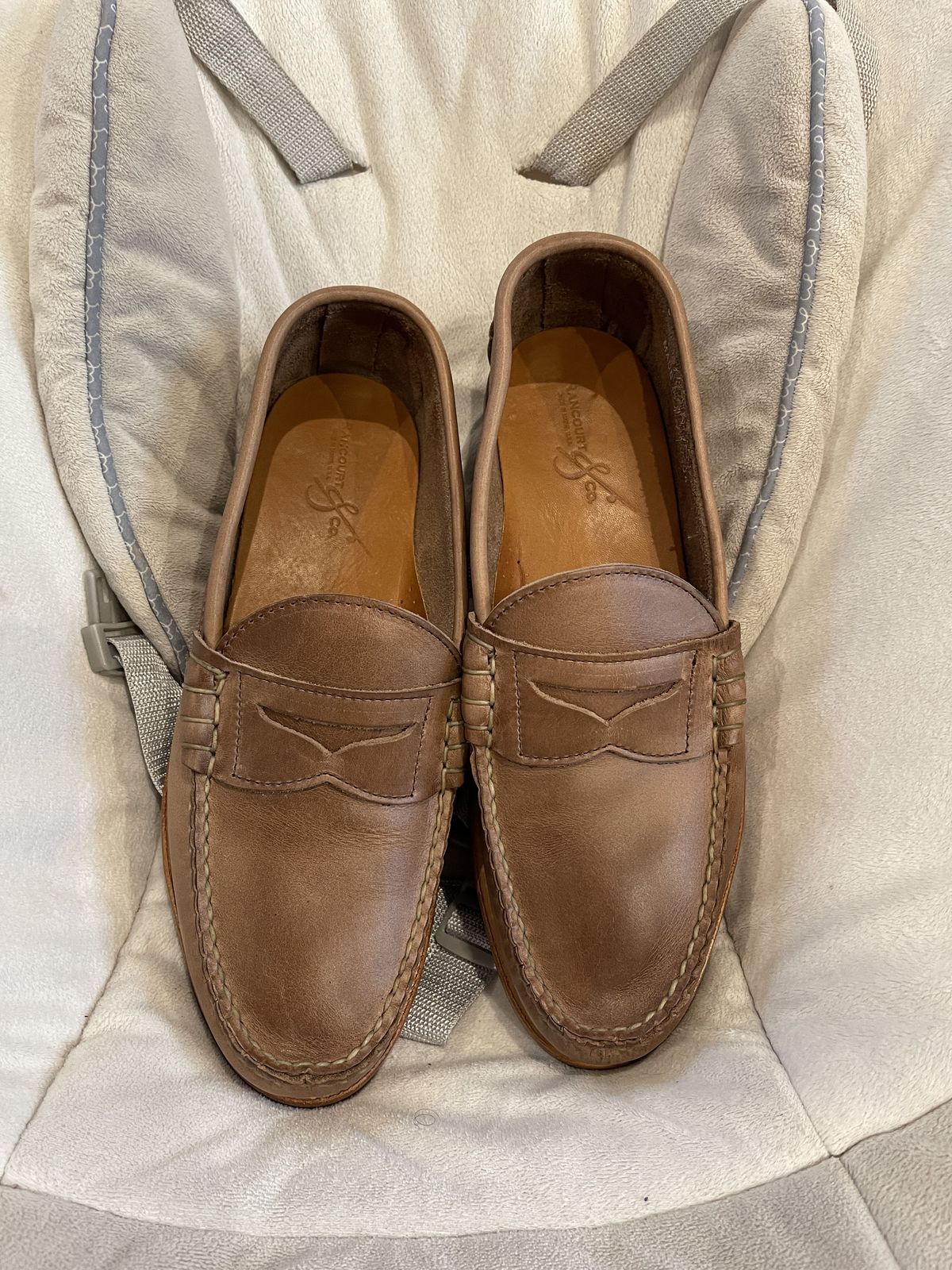 Photo by patinathunderdome on November 5, 2021 of the Rancourt & Co. Beefroll Penny Loafers in Horween Natural Chromexcel.