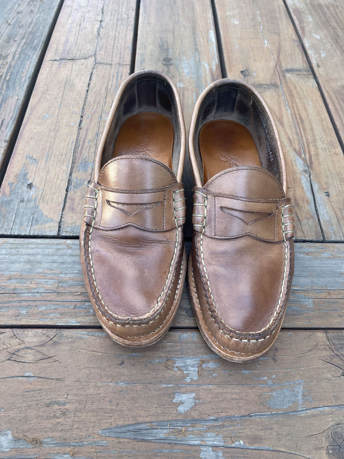 Photo by patinathunderdome on February 1, 2022 of the Rancourt & Co. Beefroll Penny Loafers in Horween Natural Chromexcel.