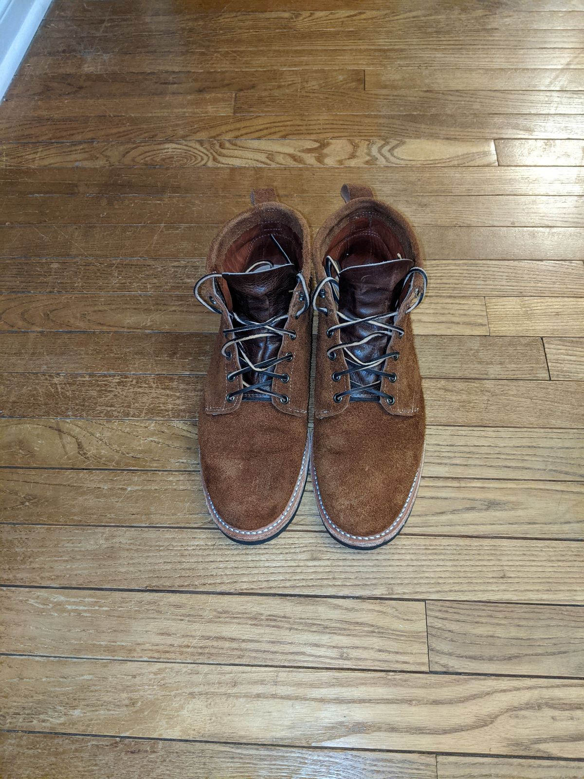 Photo by patinathunderdome on November 6, 2021 of the Mark Albert Outrider Boot in C.F. Stead Peanut Kudu Reverse.
