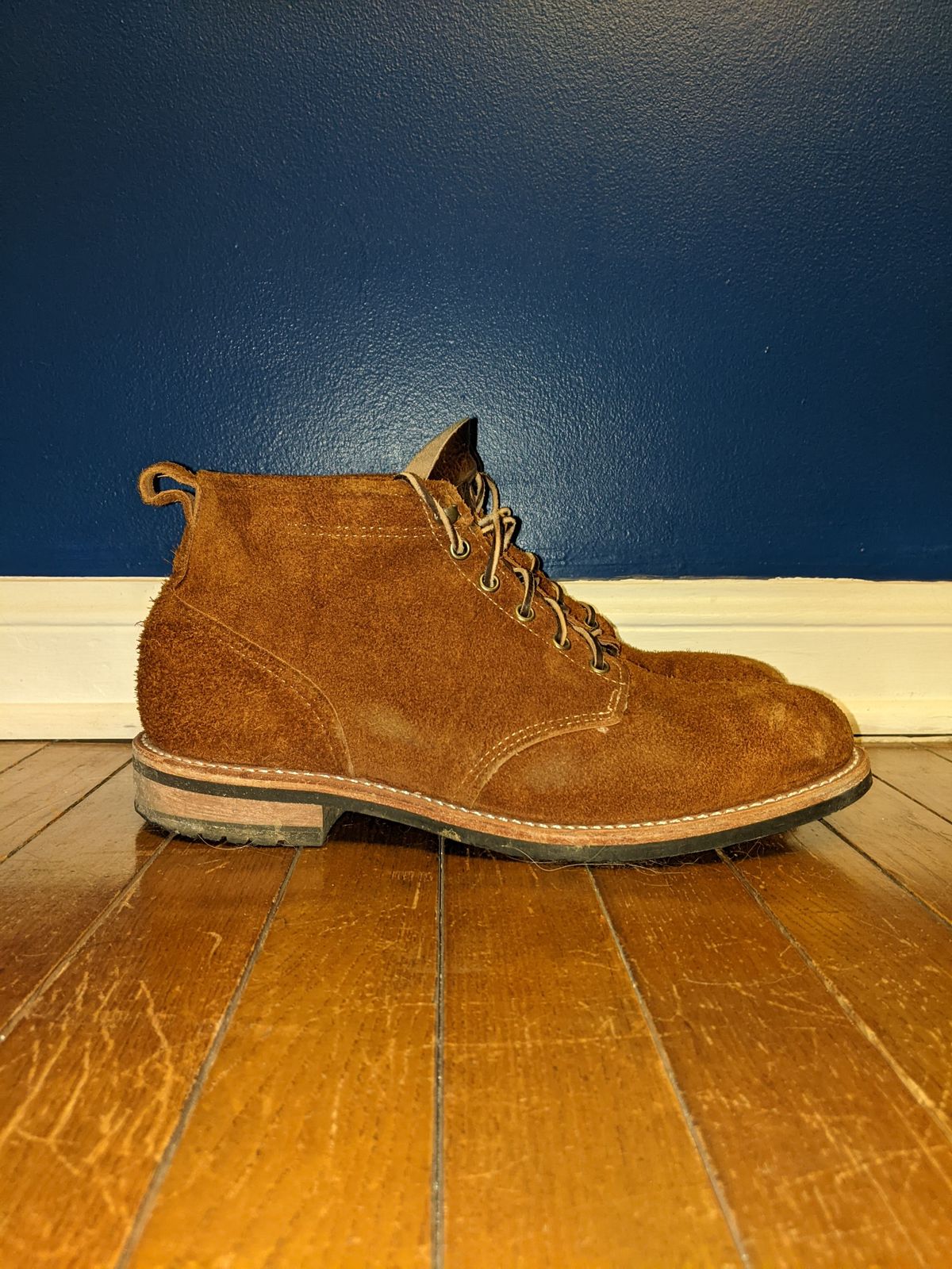 Photo by patinathunderdome on February 5, 2022 of the Mark Albert Outrider Boot in C.F. Stead Peanut Kudu Reverse.
