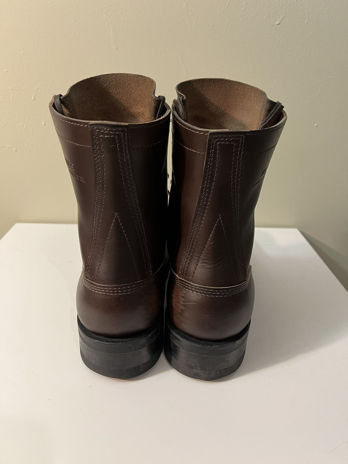 Photo by patinathunderdome on November 6, 2021 of the White's Bounty Hunter in Horween Brown Chromexcel Horsehide.