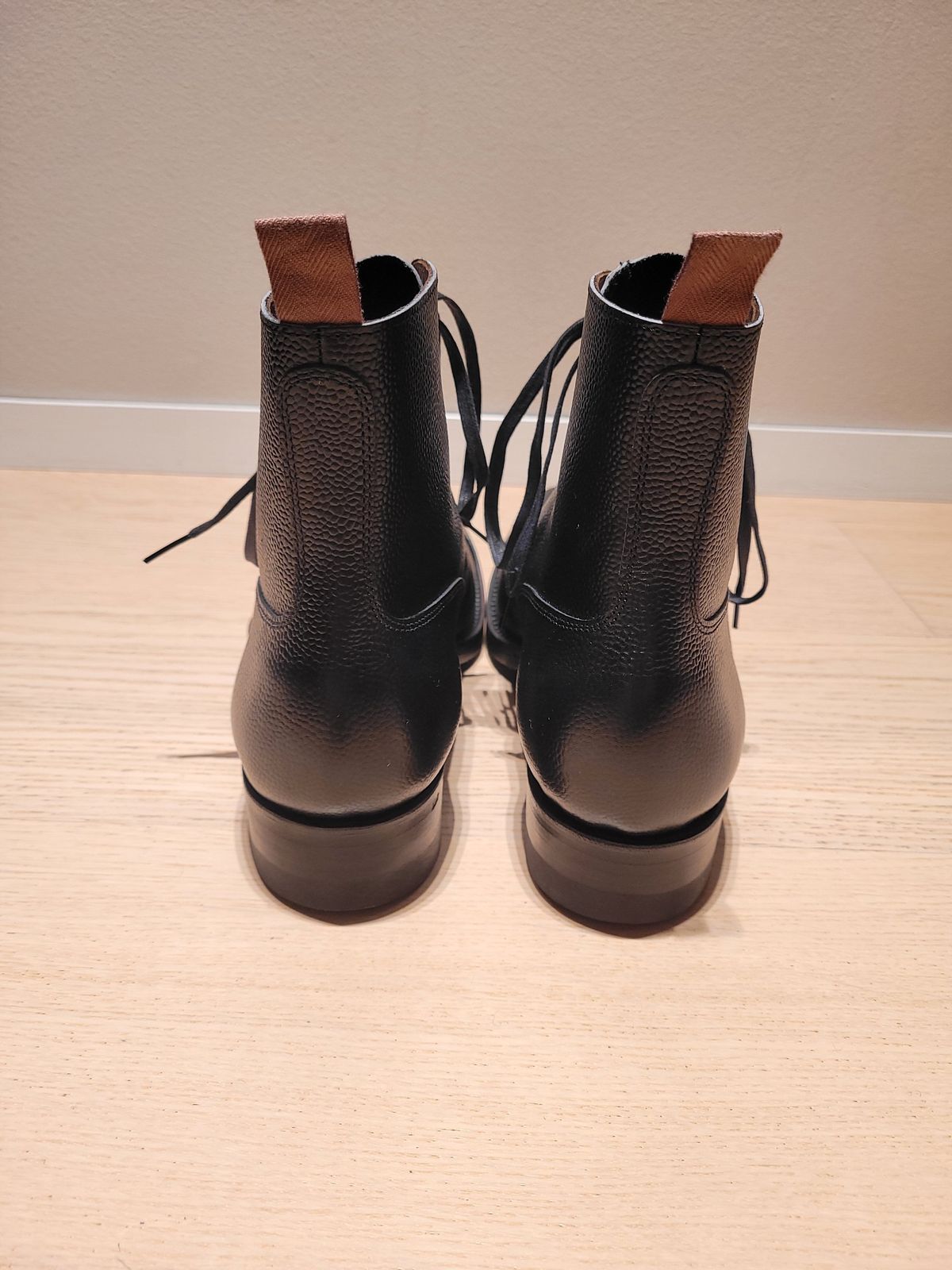 Photo by patinathunderdome on September 30, 2021 of the Clinch Graham Boots in Black French Kip Emboss.