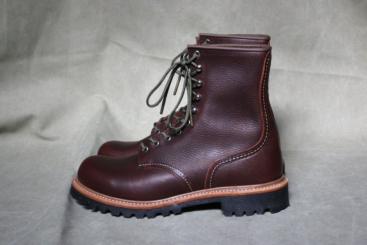 Photo by patinathunderdome on October 2, 2021 of the Red Wing Logger in S.B. Foot Briar Oil Slick.