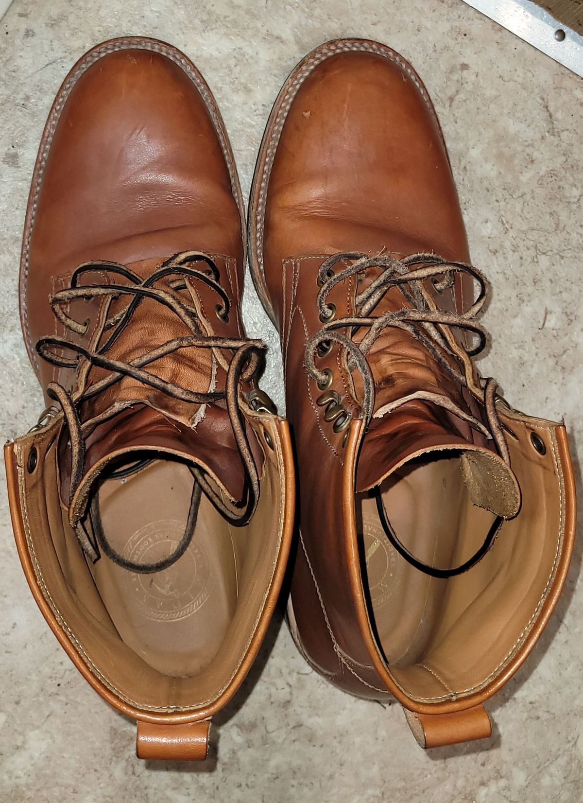 Photo by patinathunderdome on December 6, 2021 of the Midas Spalla Derby Boot in La Bretagna Whiskey Ghost.
