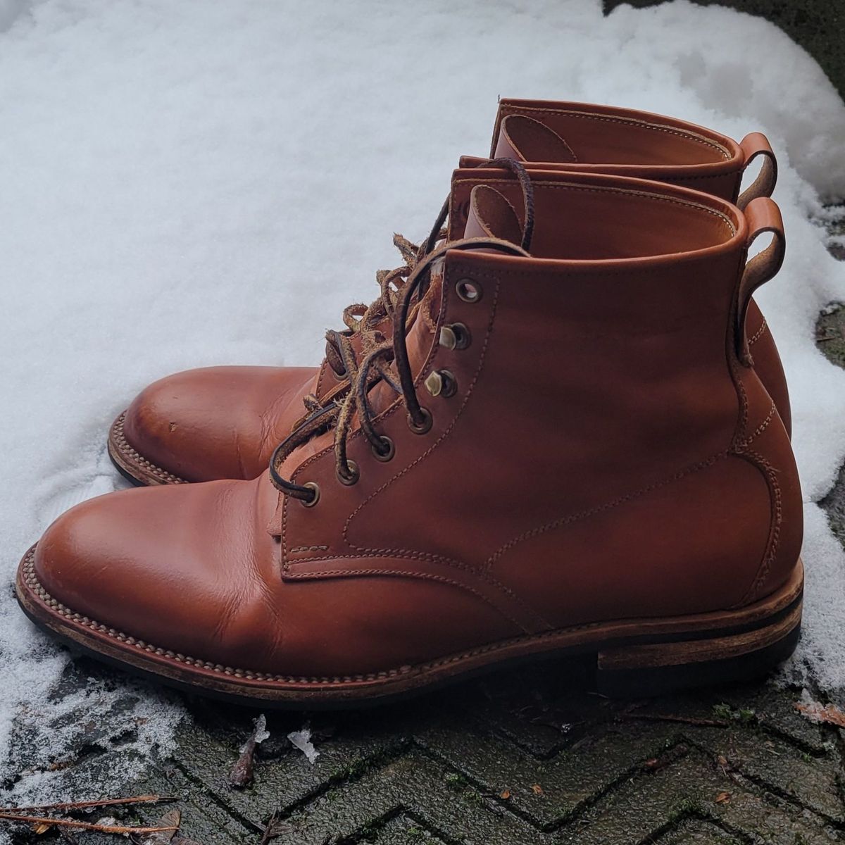 Photo by patinathunderdome on January 5, 2022 of the Midas Spalla Derby Boot in La Bretagna Whiskey Ghost.