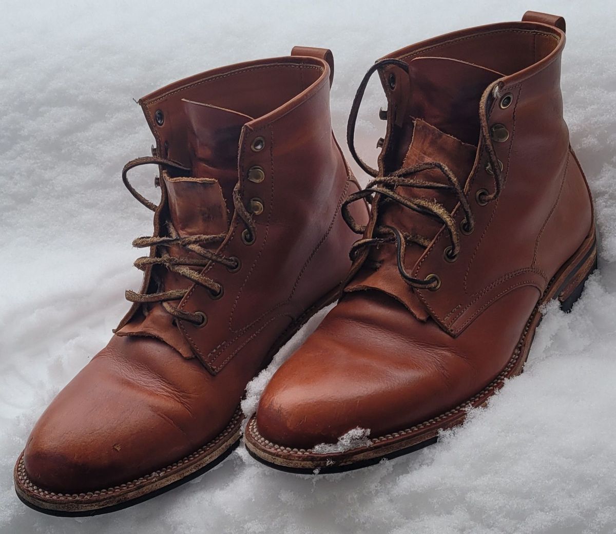 Photo by patinathunderdome on January 5, 2022 of the Midas Spalla Derby Boot in La Bretagna Whiskey Ghost.