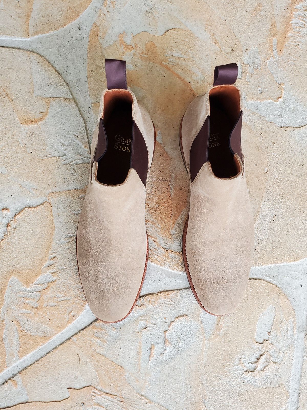 Photo by patinathunderdome on October 1, 2021 of the Grant Stone Chelsea Boot in C.F. Stead Tan Repello Calf Suede.
