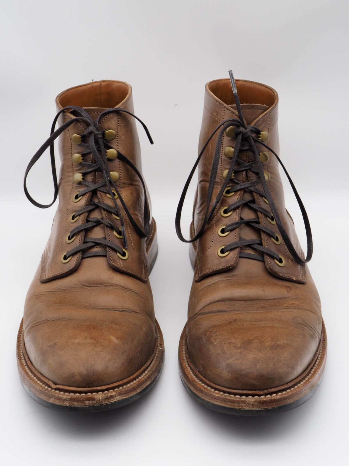 Photo by patinathunderdome on November 5, 2021 of the Grant Stone Diesel Boot in Horween Dune Chromexcel.