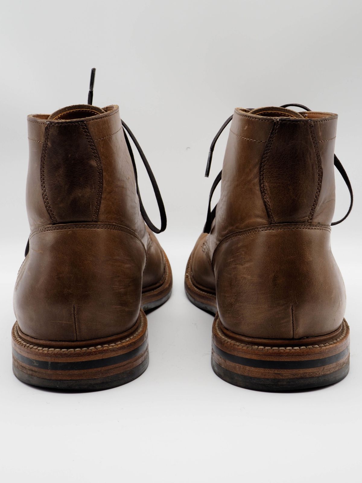Photo by patinathunderdome on November 5, 2021 of the Grant Stone Diesel Boot in Horween Dune Chromexcel.