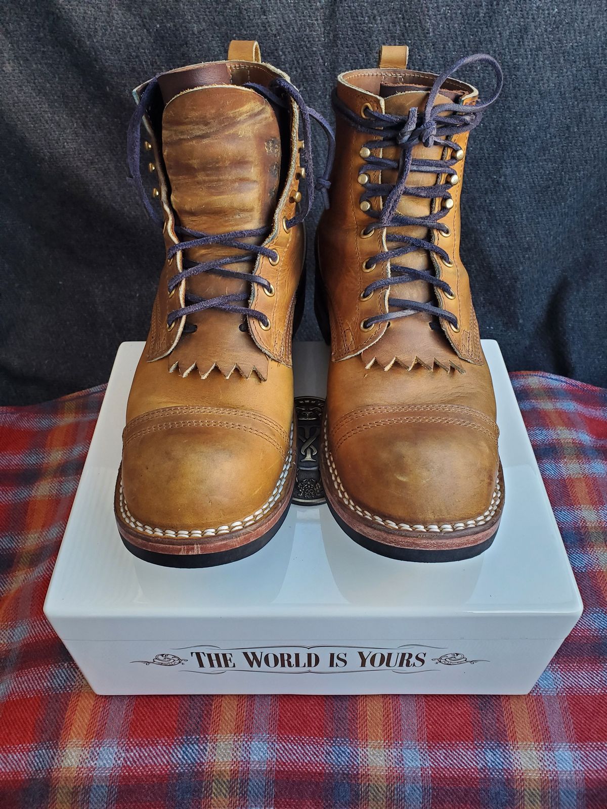 Photo by patinathunderdome on December 5, 2021 of the Nicks Prospector in Horween Khaki Chromepak.