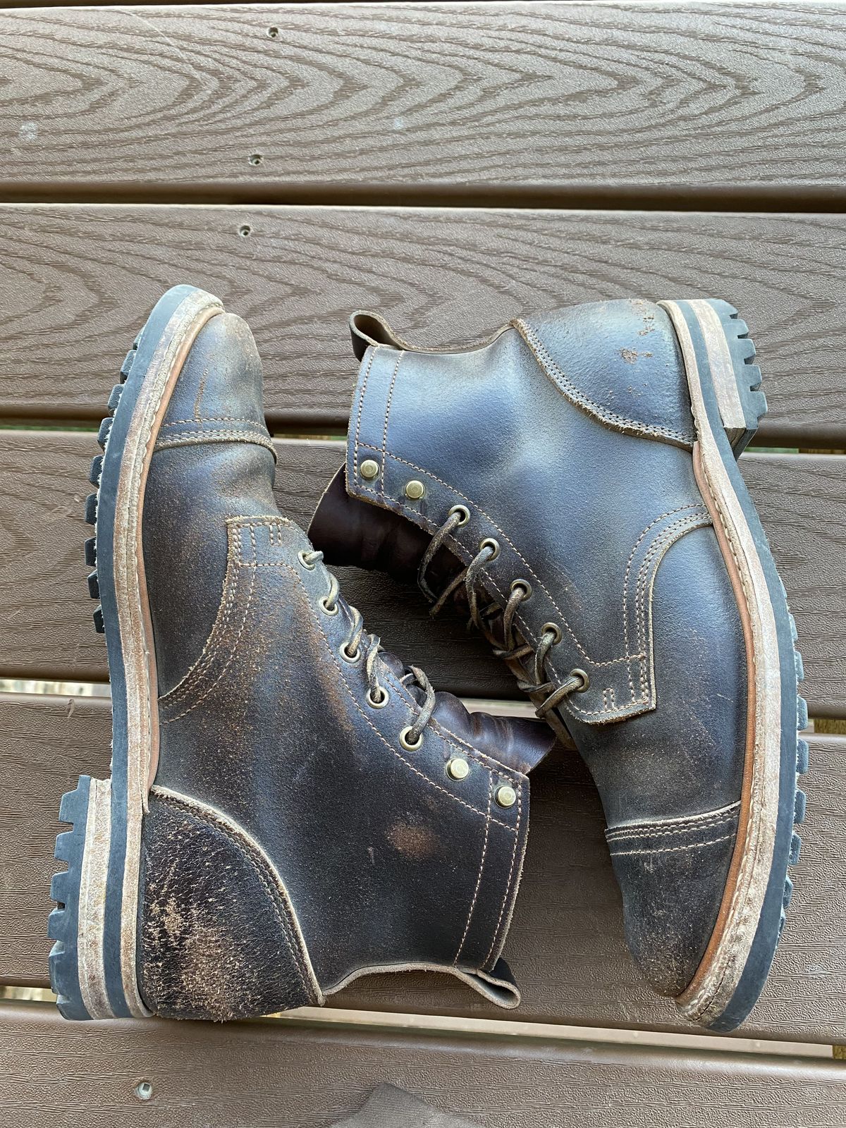 Photo by patinathunderdome on November 4, 2021 of the Truman Service Boot in Horween Java Waxed Flesh.