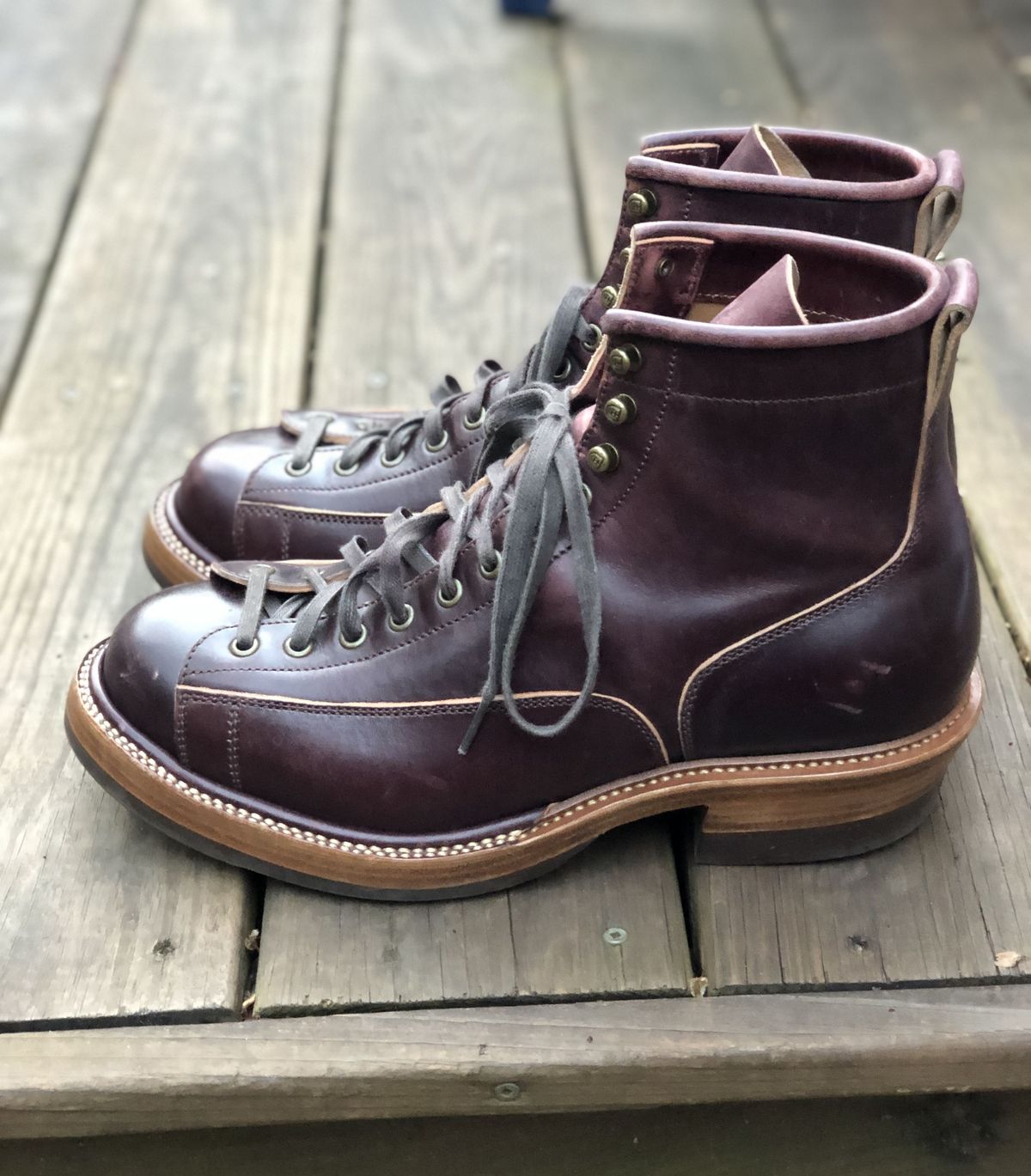 Photo by patinathunderdome on January 5, 2022 of the Flame Panda Monkey Boot in Conceria Cloe Burgundy Horsebutt.
