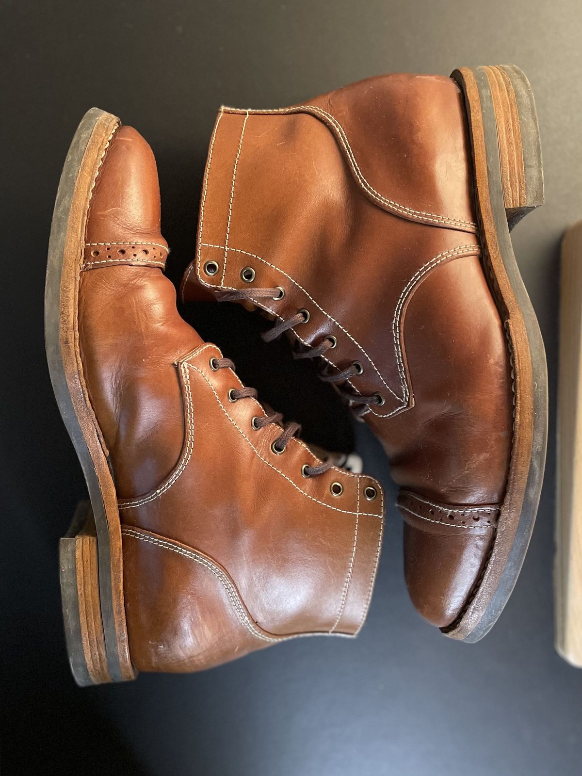 Photo by patinathunderdome on January 5, 2022 of the Aitta Handmade Brogue Cap Toe Service Boot in Conceria Walpier Whisky Buttero.