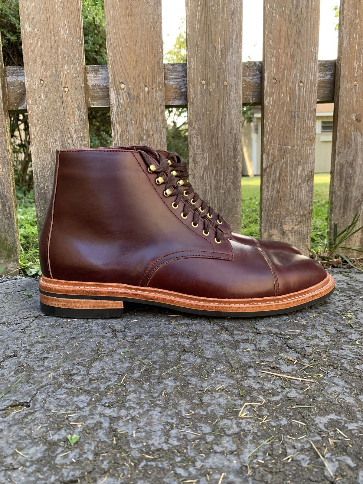 Photo by patinathunderdome on October 3, 2021 of the Oak Street Bootmakers Lakeshore Boot in Horween Color 8 Chromexcel.