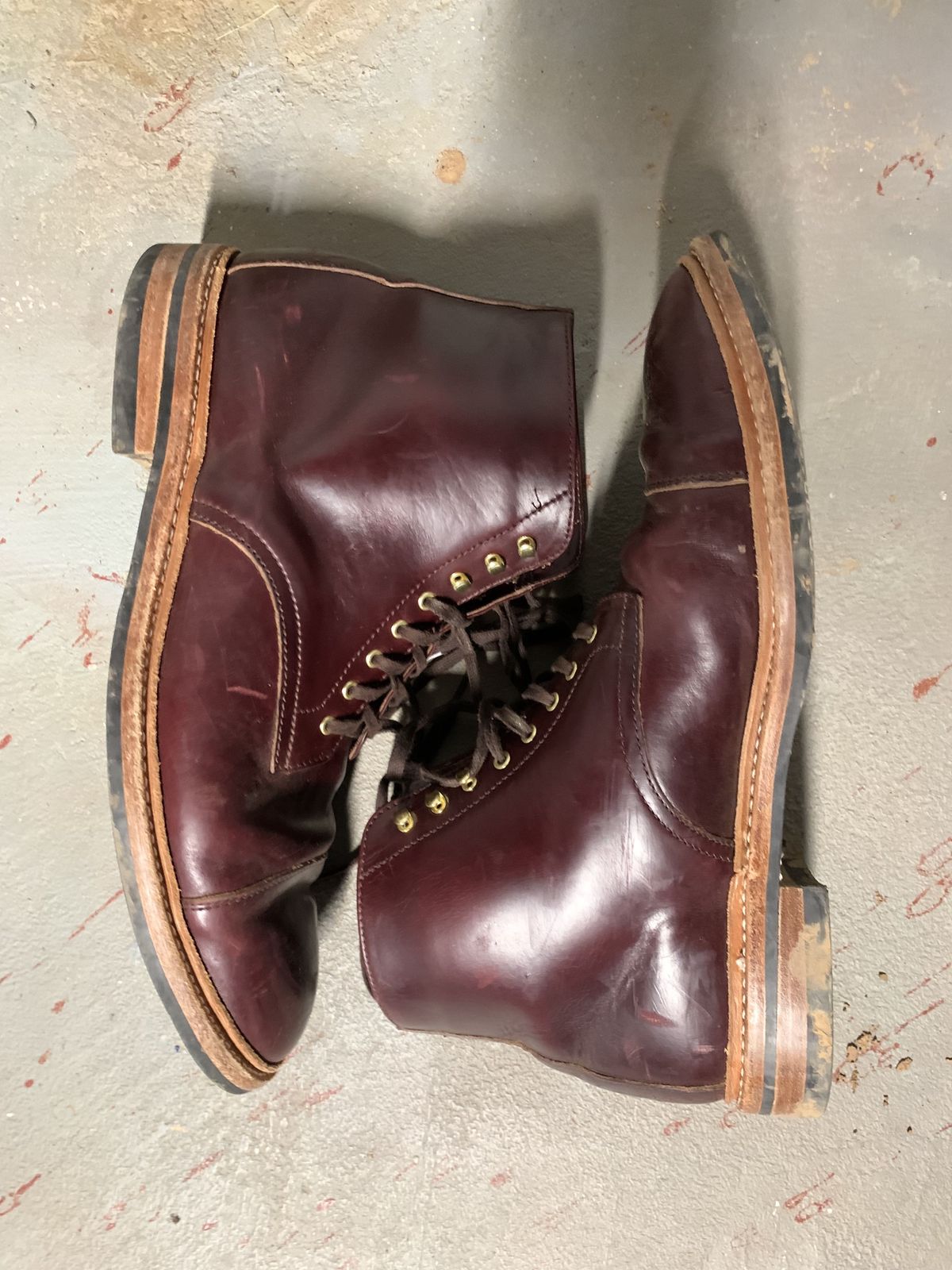 Photo by patinathunderdome on December 5, 2021 of the Oak Street Bootmakers Lakeshore Boot in Horween Color 8 Chromexcel.