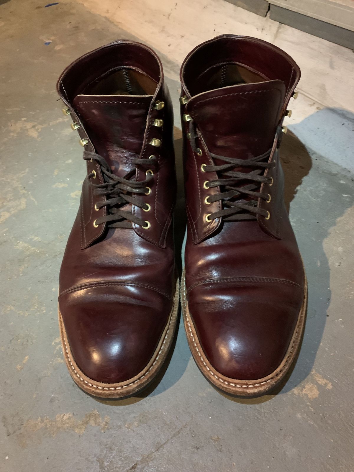 Photo by patinathunderdome on January 5, 2022 of the Oak Street Bootmakers Lakeshore Boot in Horween Color 8 Chromexcel.