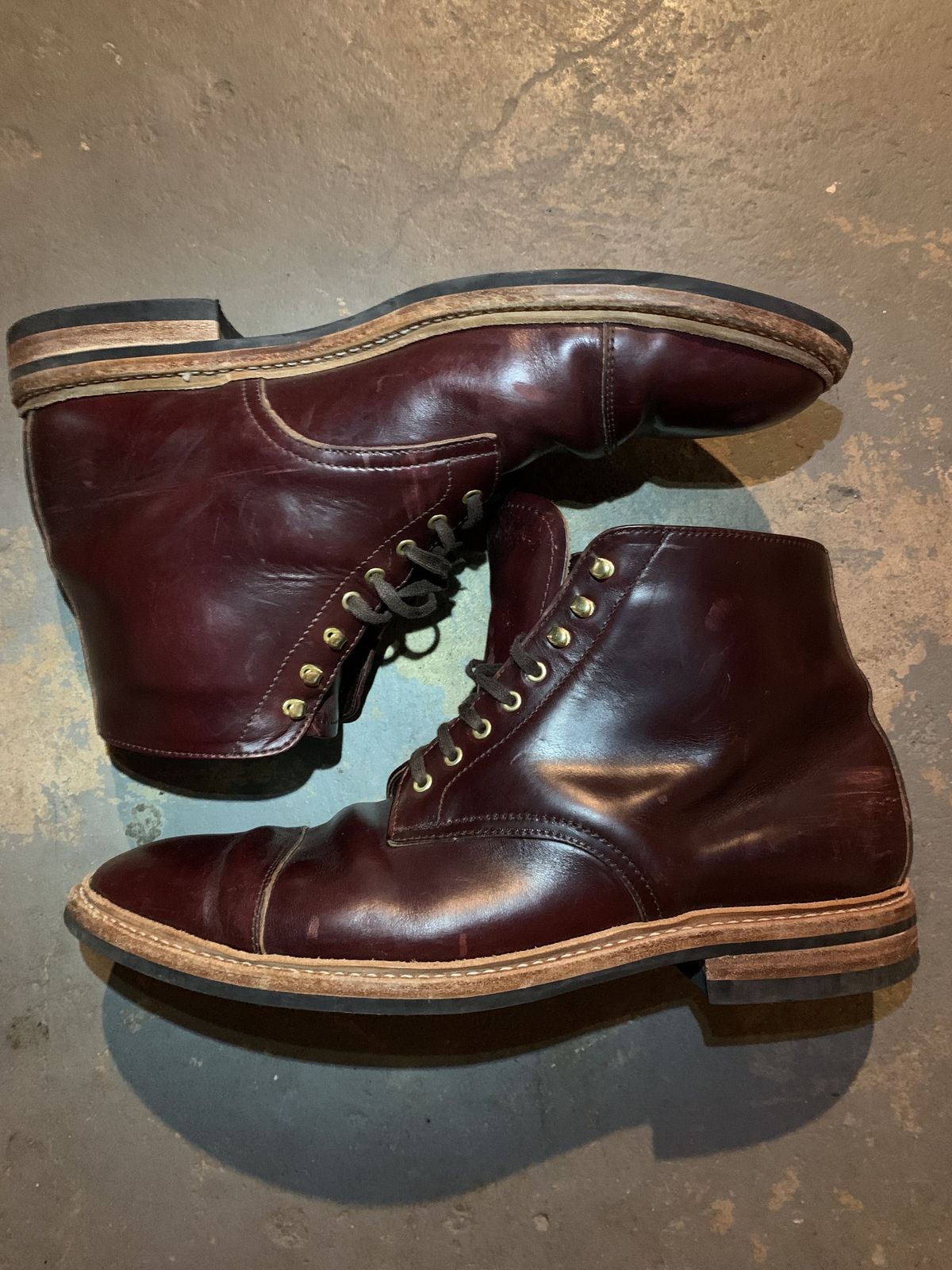 Photo by patinathunderdome on January 5, 2022 of the Oak Street Bootmakers Lakeshore Boot in Horween Color 8 Chromexcel.