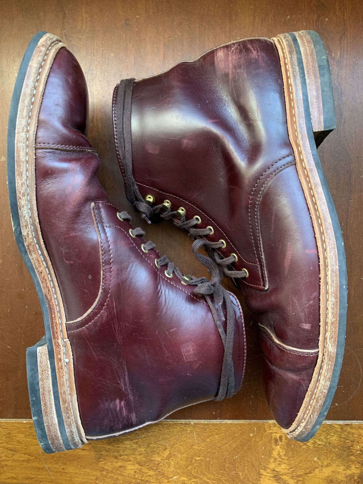 Photo by patinathunderdome on February 5, 2022 of the Oak Street Bootmakers Lakeshore Boot in Horween Color 8 Chromexcel.