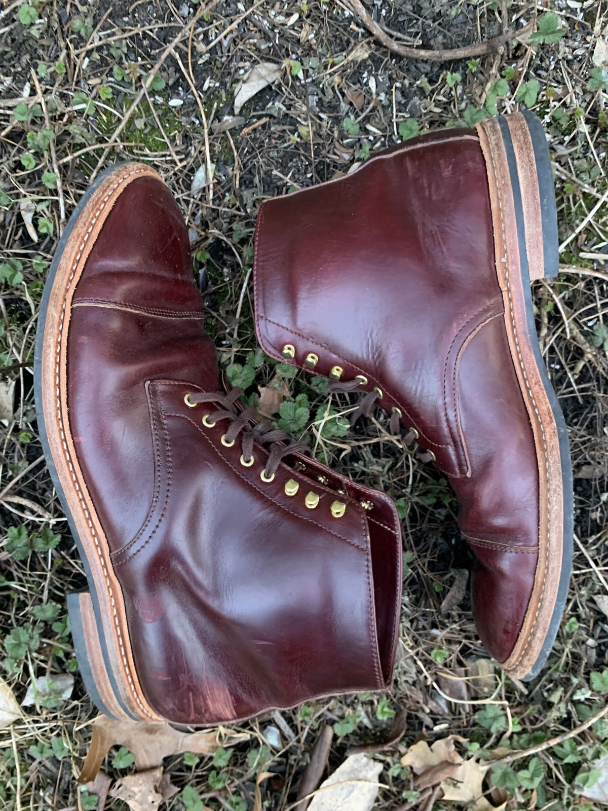 Photo by patinathunderdome on March 6, 2022 of the Oak Street Bootmakers Lakeshore Boot in Horween Color 8 Chromexcel.