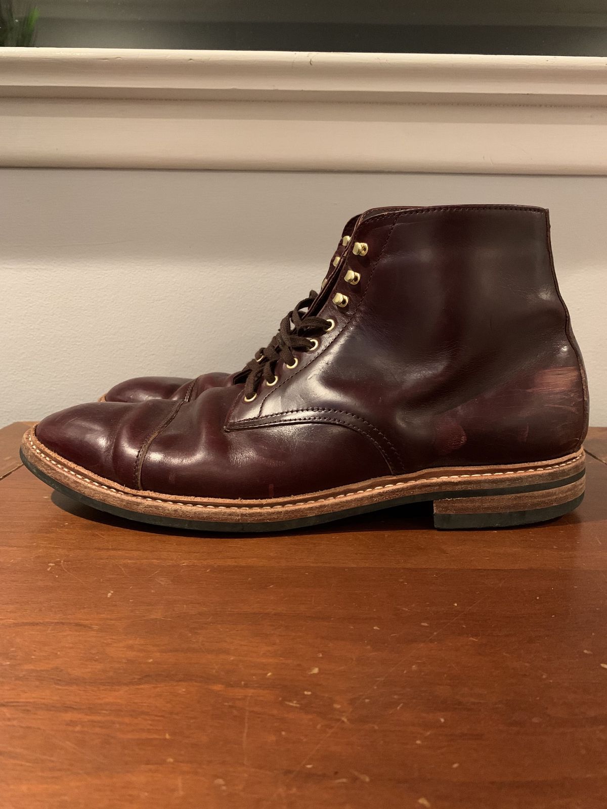 Photo by patinathunderdome on March 6, 2022 of the Oak Street Bootmakers Lakeshore Boot in Horween Color 8 Chromexcel.