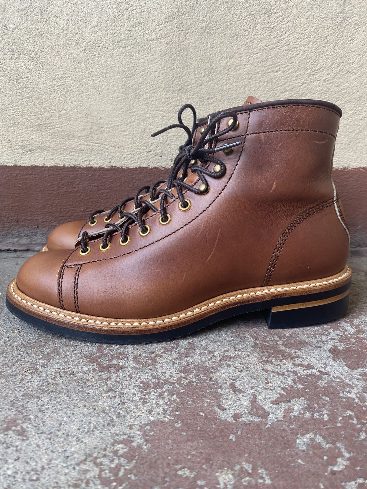 Photo by patinathunderdome on October 1, 2021 of the John Lofgren Monkey Boots in Unknown Material.