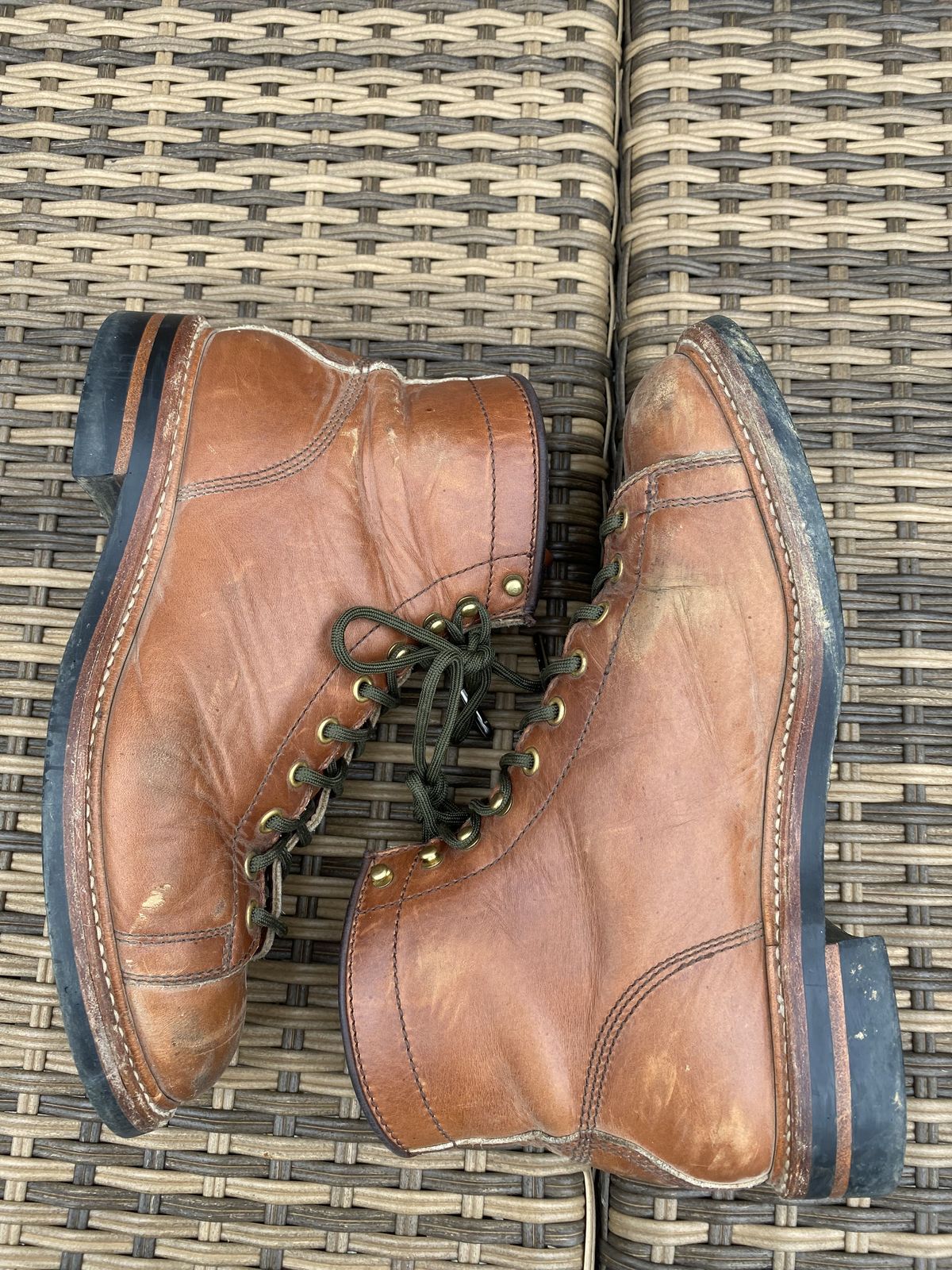 Photo by patinathunderdome on March 6, 2022 of the John Lofgren Monkey Boots in Unknown Material.