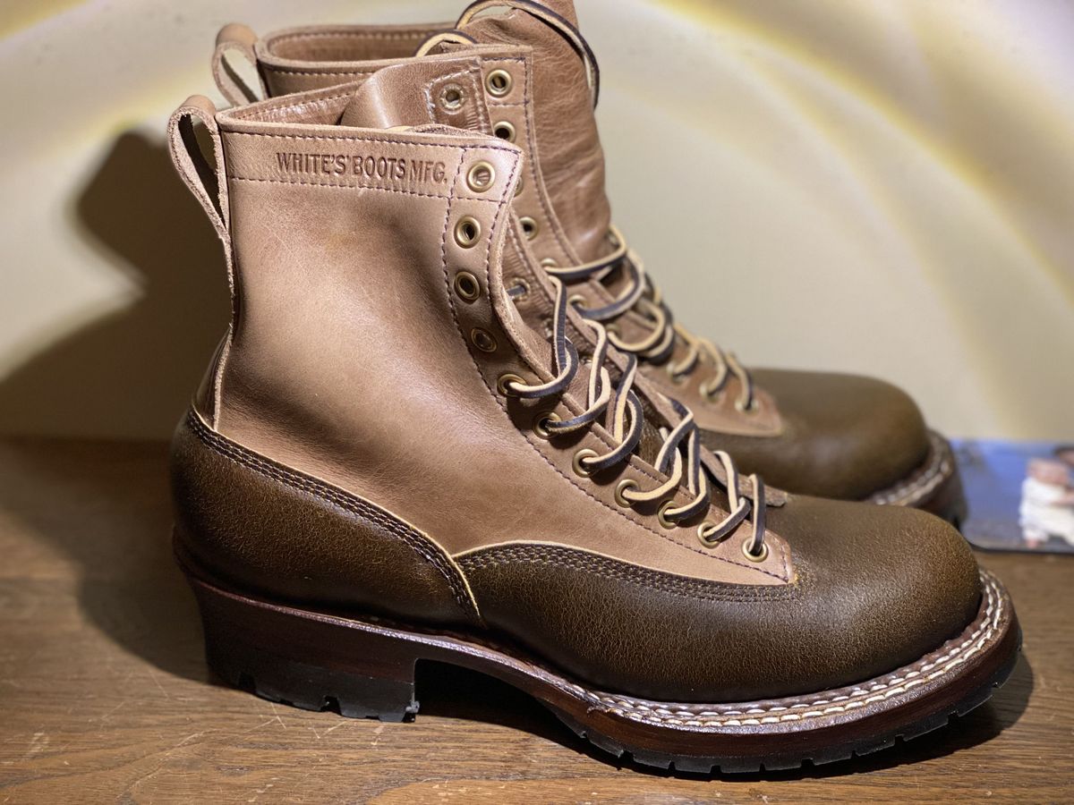 Photo by patinathunderdome on October 2, 2021 of the White's Logger in Horween Cinnamon Waxed Flesh.