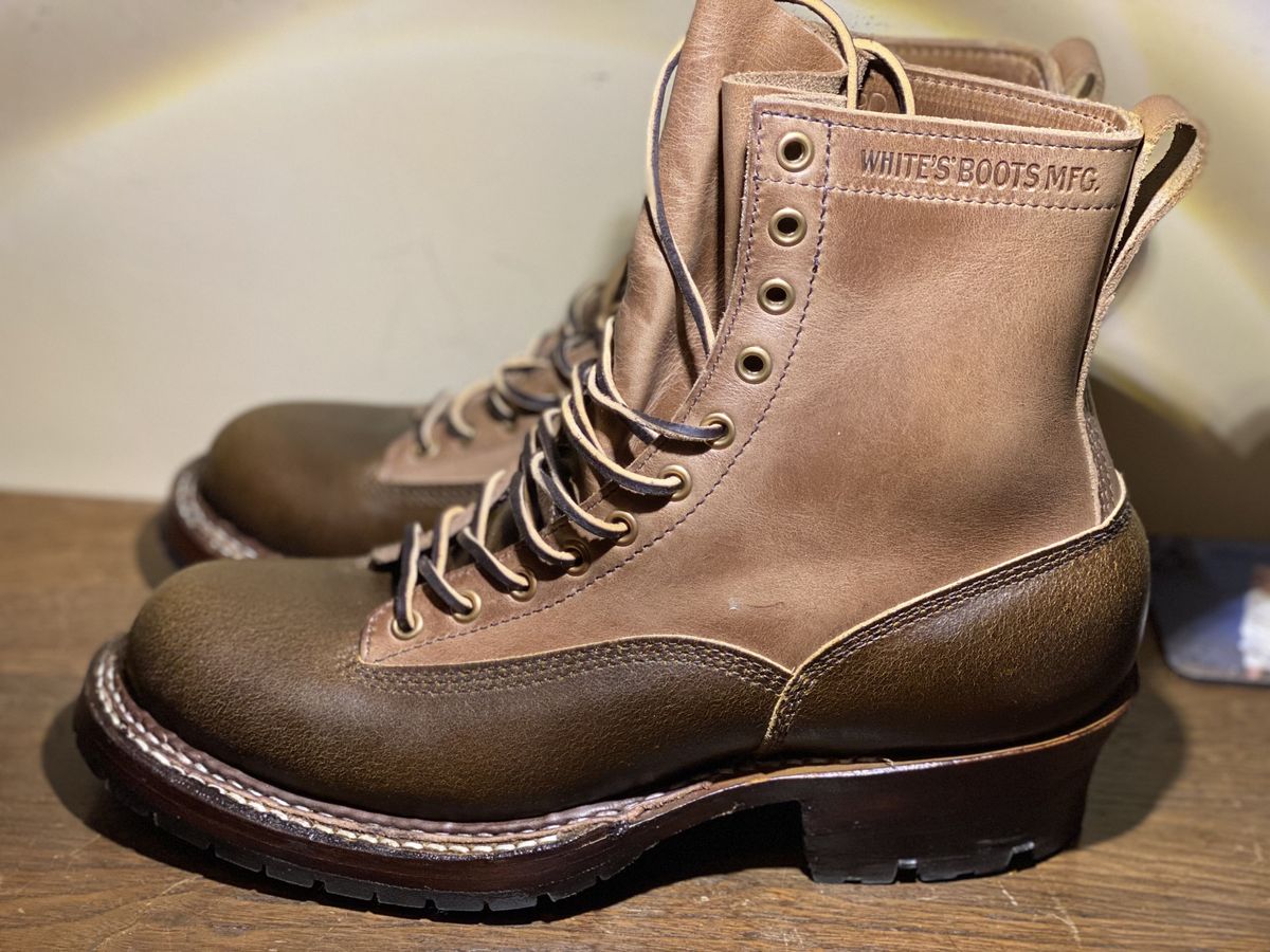 Photo by patinathunderdome on October 2, 2021 of the White's Logger in Horween Cinnamon Waxed Flesh.