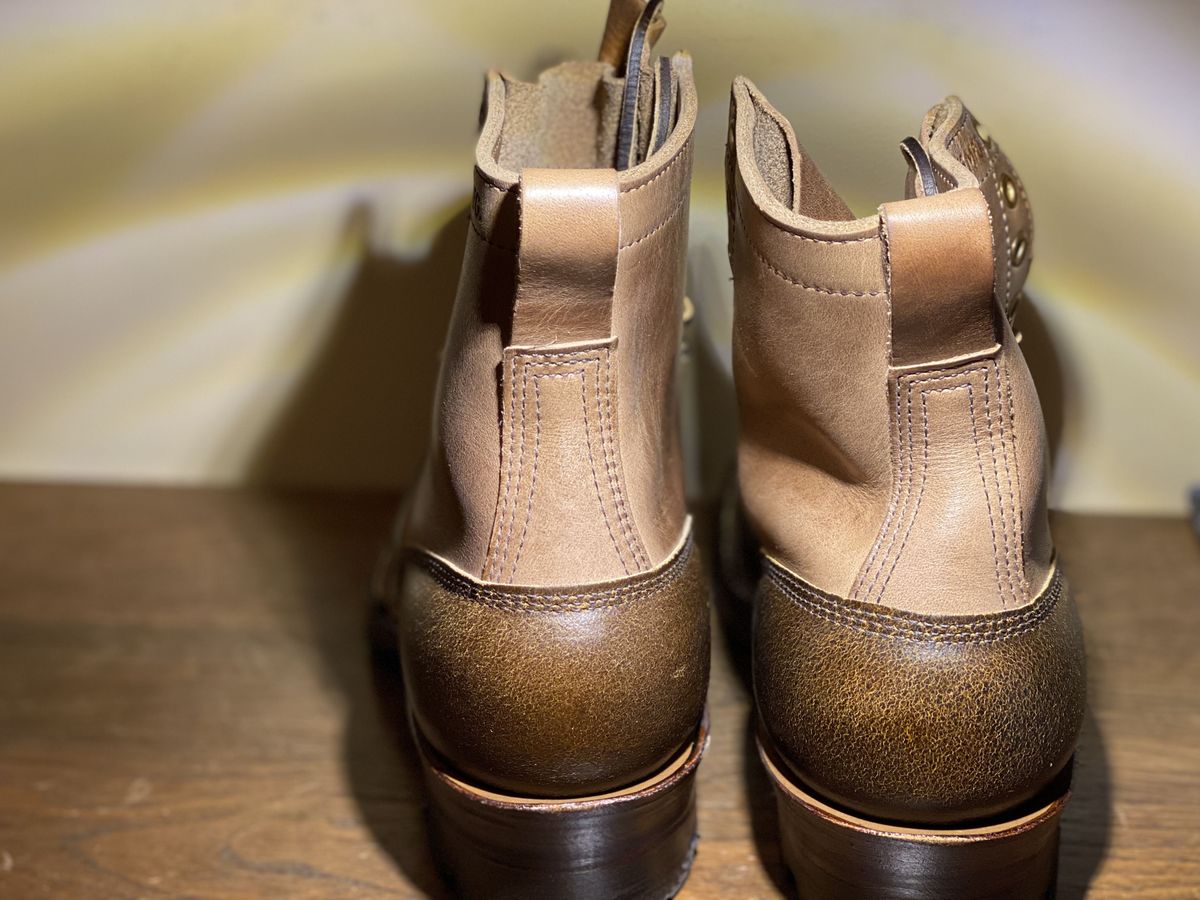 Photo by patinathunderdome on October 2, 2021 of the White's Logger in Horween Cinnamon Waxed Flesh.