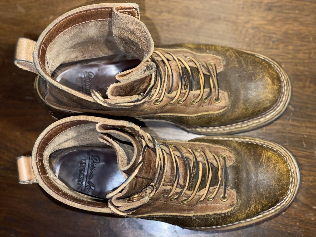 Photo by patinathunderdome on November 3, 2021 of the White's Logger in Horween Cinnamon Waxed Flesh.