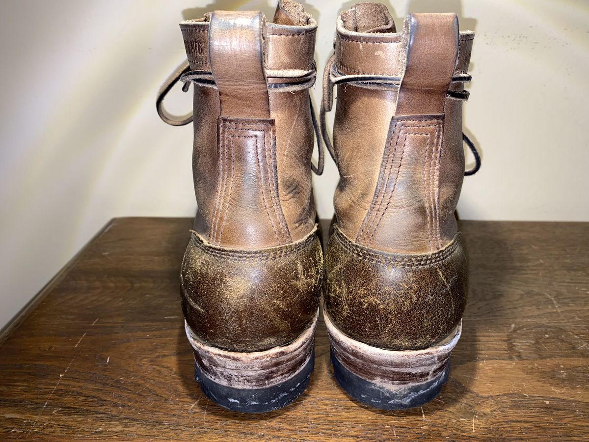 Photo by patinathunderdome on February 3, 2022 of the White's Logger in Horween Cinnamon Waxed Flesh.