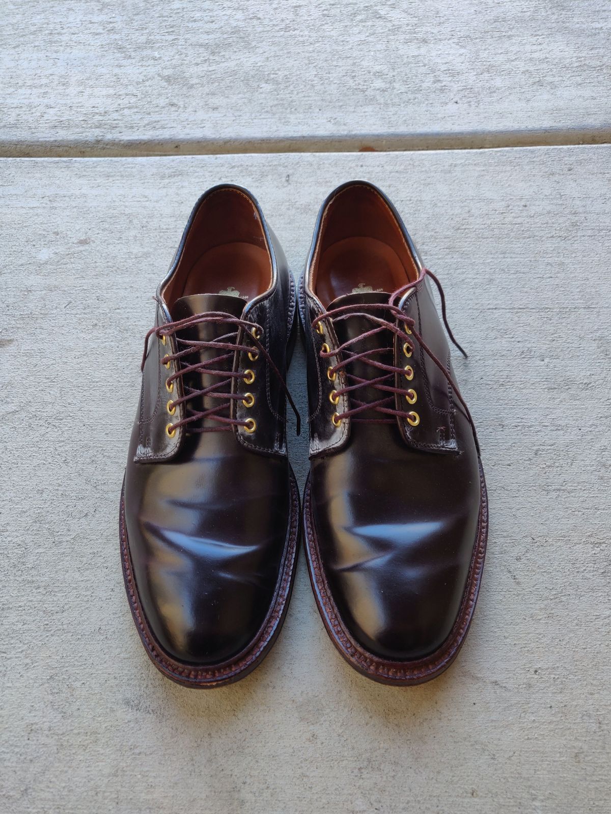 Photo by patinathunderdome on January 2, 2022 of the Alden Dover in Horween Color 8 Shell Cordovan.