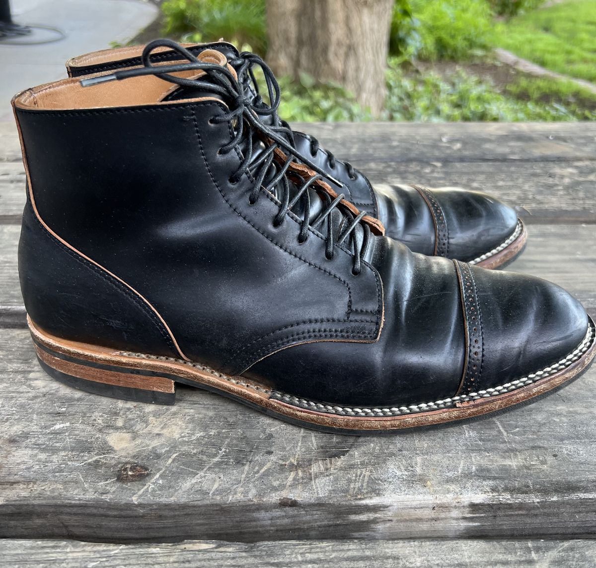 Photo by patinathunderdome on November 2, 2021 of the Viberg Service Boot in Horween Black Shell Cordovan.