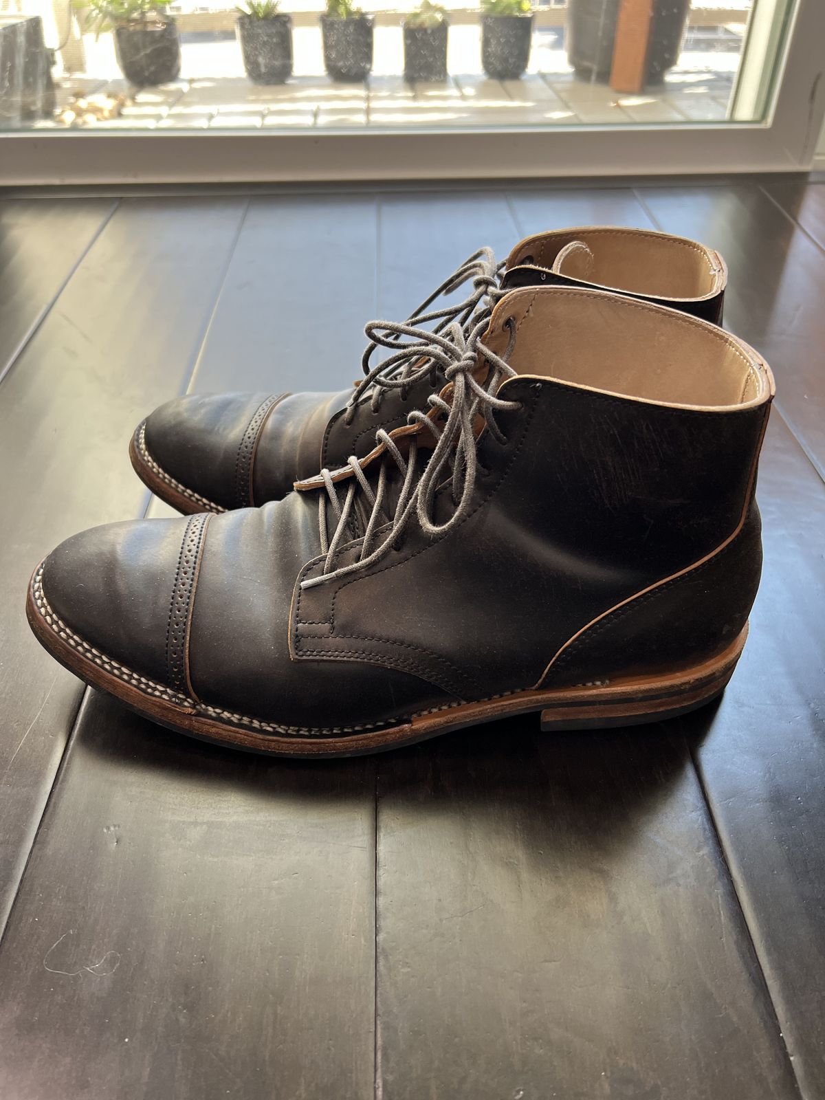 Photo by patinathunderdome on February 4, 2022 of the Viberg Service Boot in Horween Black Shell Cordovan.