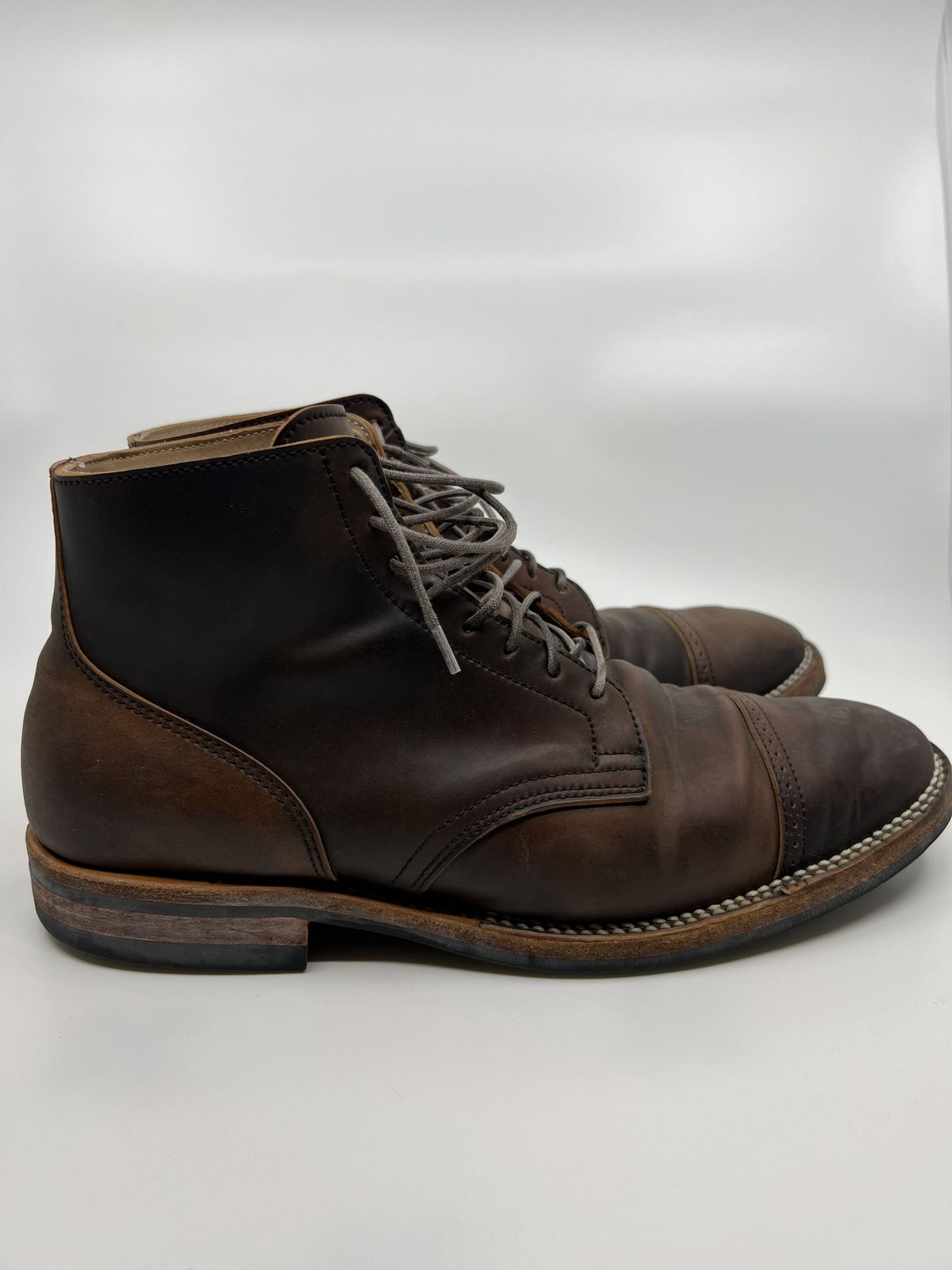 Photo by patinathunderdome on May 5, 2022 of the Viberg Service Boot in Horween Black Shell Cordovan.