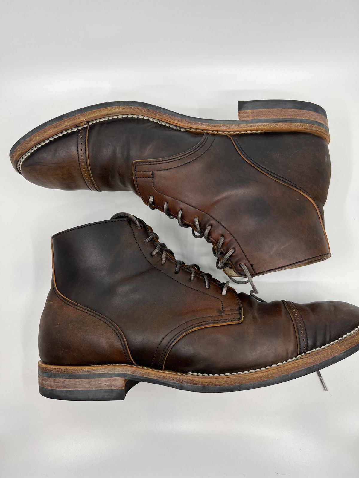 Photo by patinathunderdome on May 5, 2022 of the Viberg Service Boot in Horween Black Shell Cordovan.