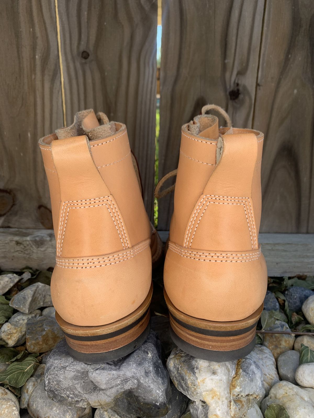 Photo by patinathunderdome on November 6, 2021 of the White's Bounty Hunter in Wickett & Craig Natural Veg Tan.
