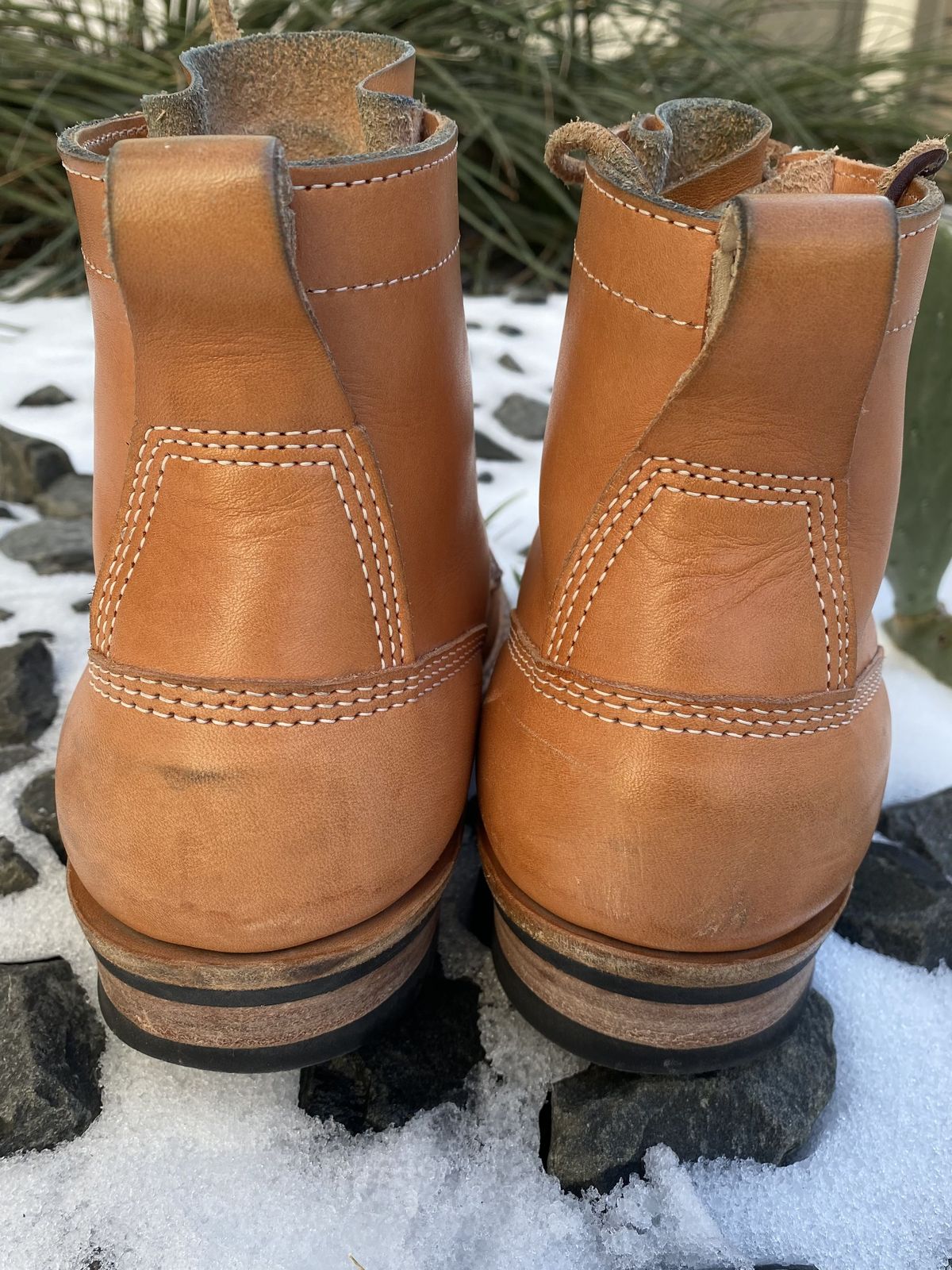 Photo by patinathunderdome on February 6, 2022 of the White's Bounty Hunter in Wickett & Craig Natural Veg Tan.
