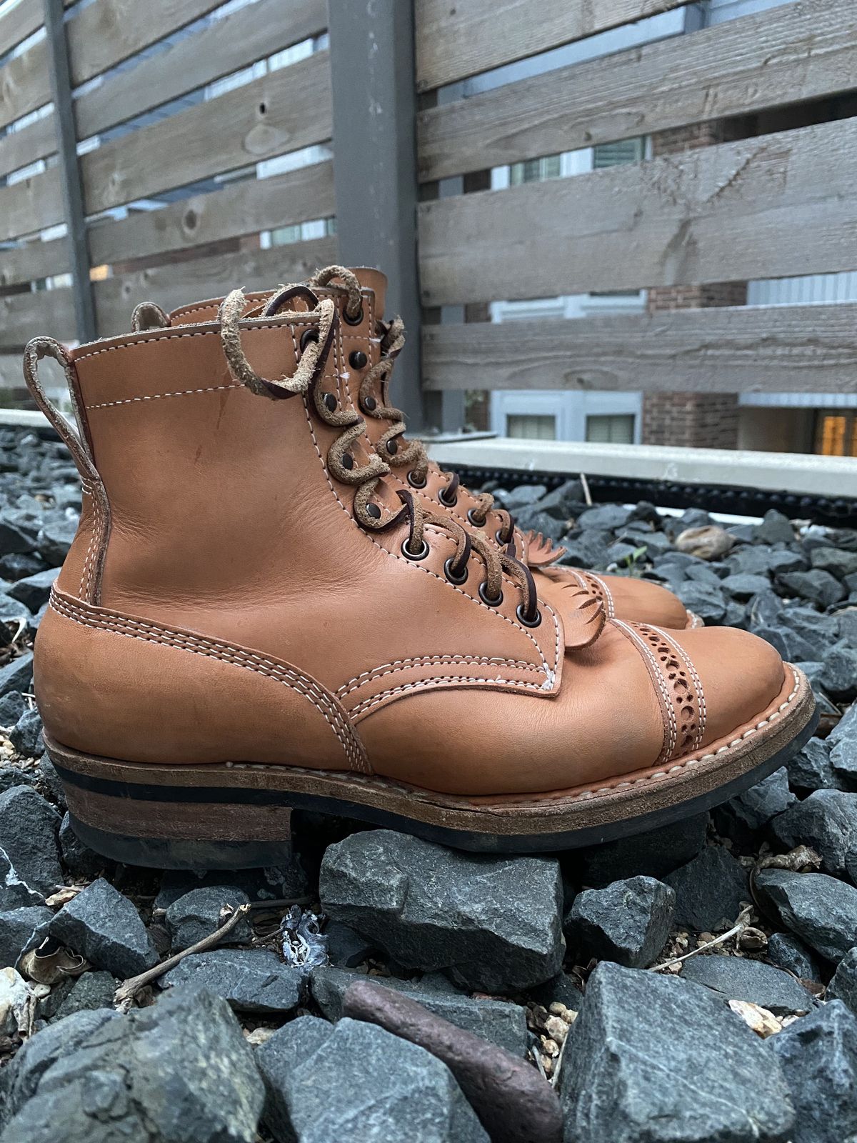 Photo by patinathunderdome on April 6, 2022 of the White's Bounty Hunter in Wickett & Craig Natural Veg Tan.