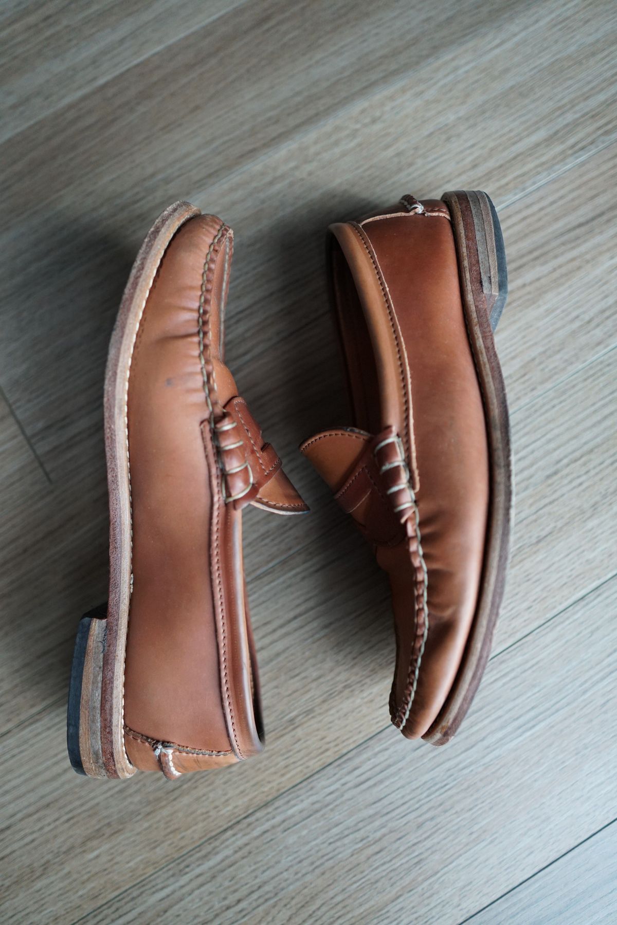 Photo by patinathunderdome on November 6, 2021 of the Rancourt & Co. Beefroll Penny Loafers in Horween Unglazed Natural Shell Cordovan.