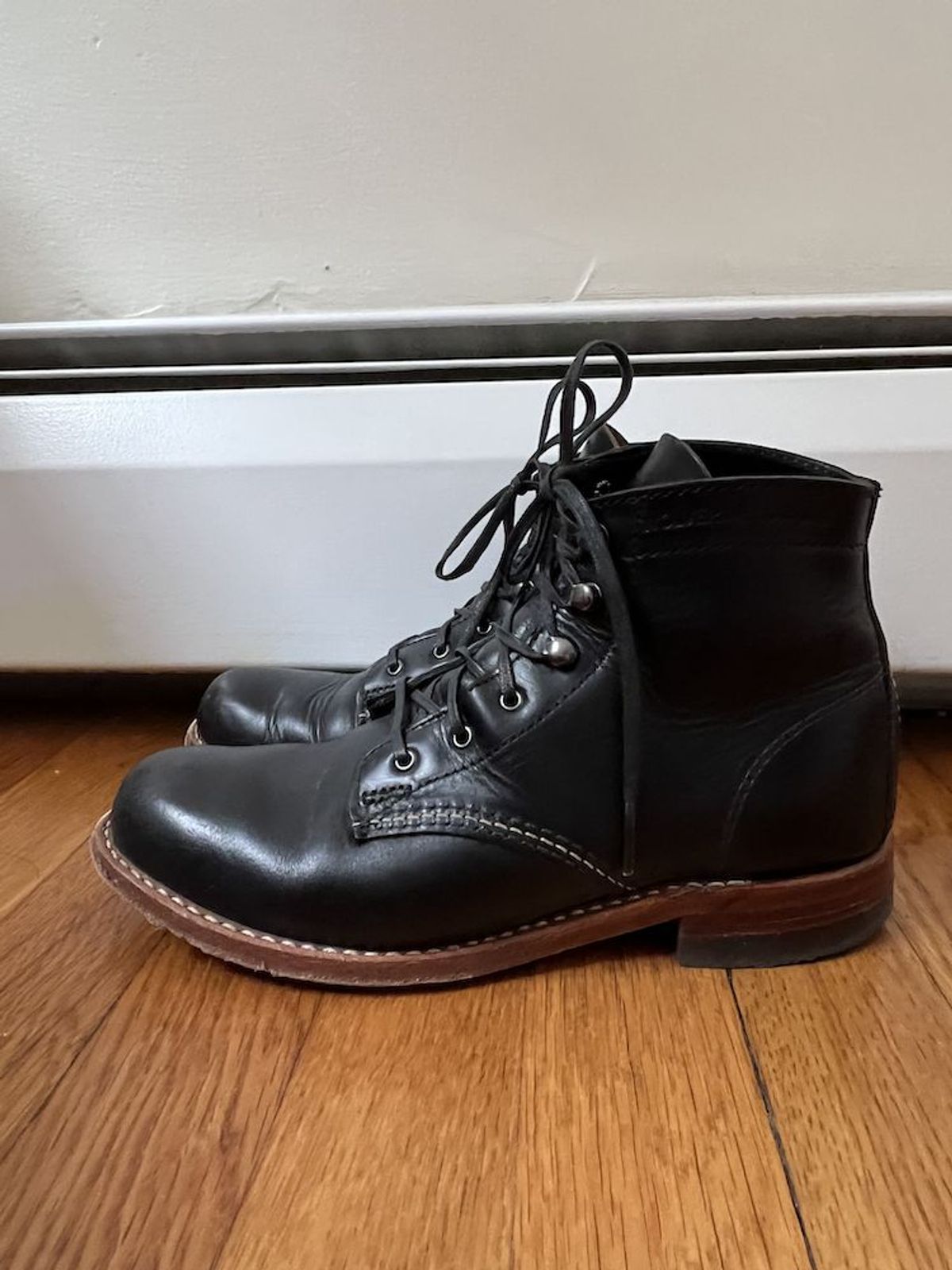 Photo by patinathunderdome on January 3, 2022 of the Wolverine 1000 Mile Plain-Toe Boot in Horween Black Chromexcel.