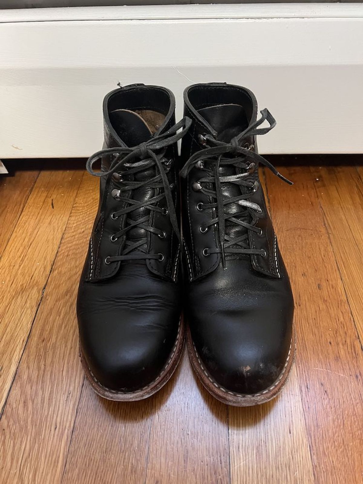 Photo by patinathunderdome on February 4, 2022 of the Wolverine 1000 Mile Plain-Toe Boot in Horween Black Chromexcel.