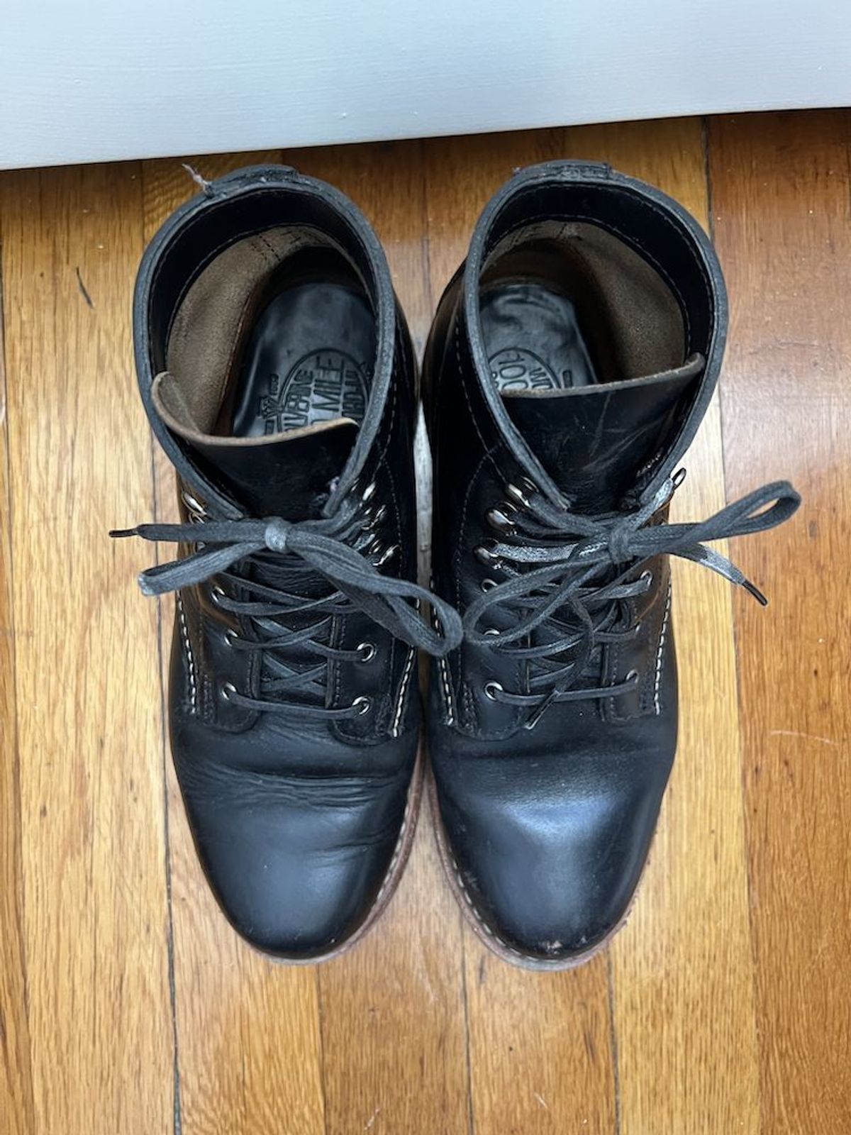 Photo by patinathunderdome on March 4, 2022 of the Wolverine 1000 Mile Plain-Toe Boot in Horween Black Chromexcel.