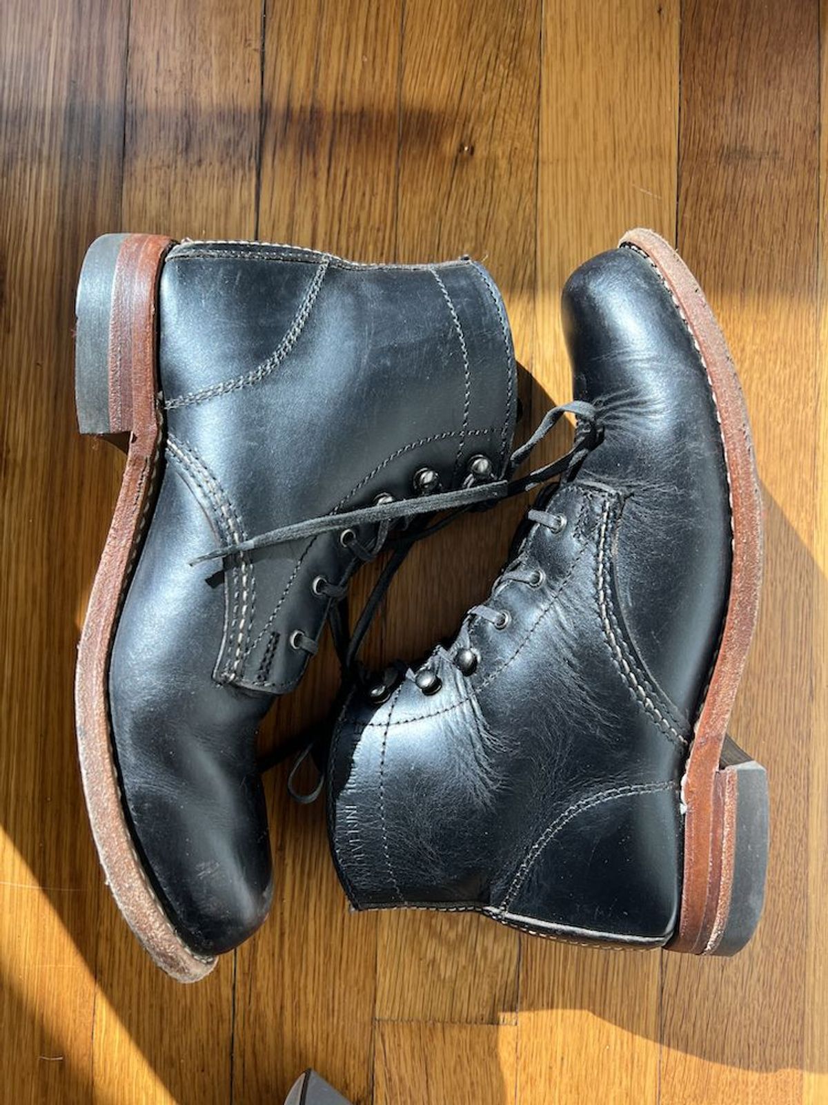 Photo by patinathunderdome on May 5, 2022 of the Wolverine 1000 Mile Plain-Toe Boot in Horween Black Chromexcel.