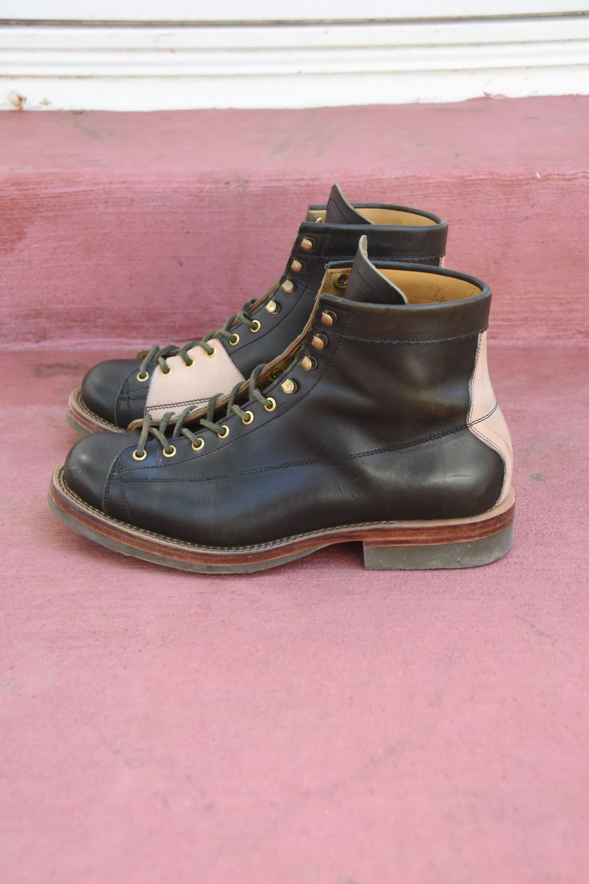 Photo by patinathunderdome on November 2, 2021 of the Sagara Cordmaster in Badalassi Carlo Oliva Minerva Overdyed Black.