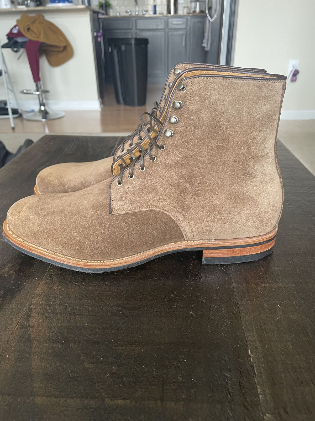 Photo by patinathunderdome on September 30, 2021 of the Viberg Halkett in C.F. Stead Snuff Bison Calf Suede.