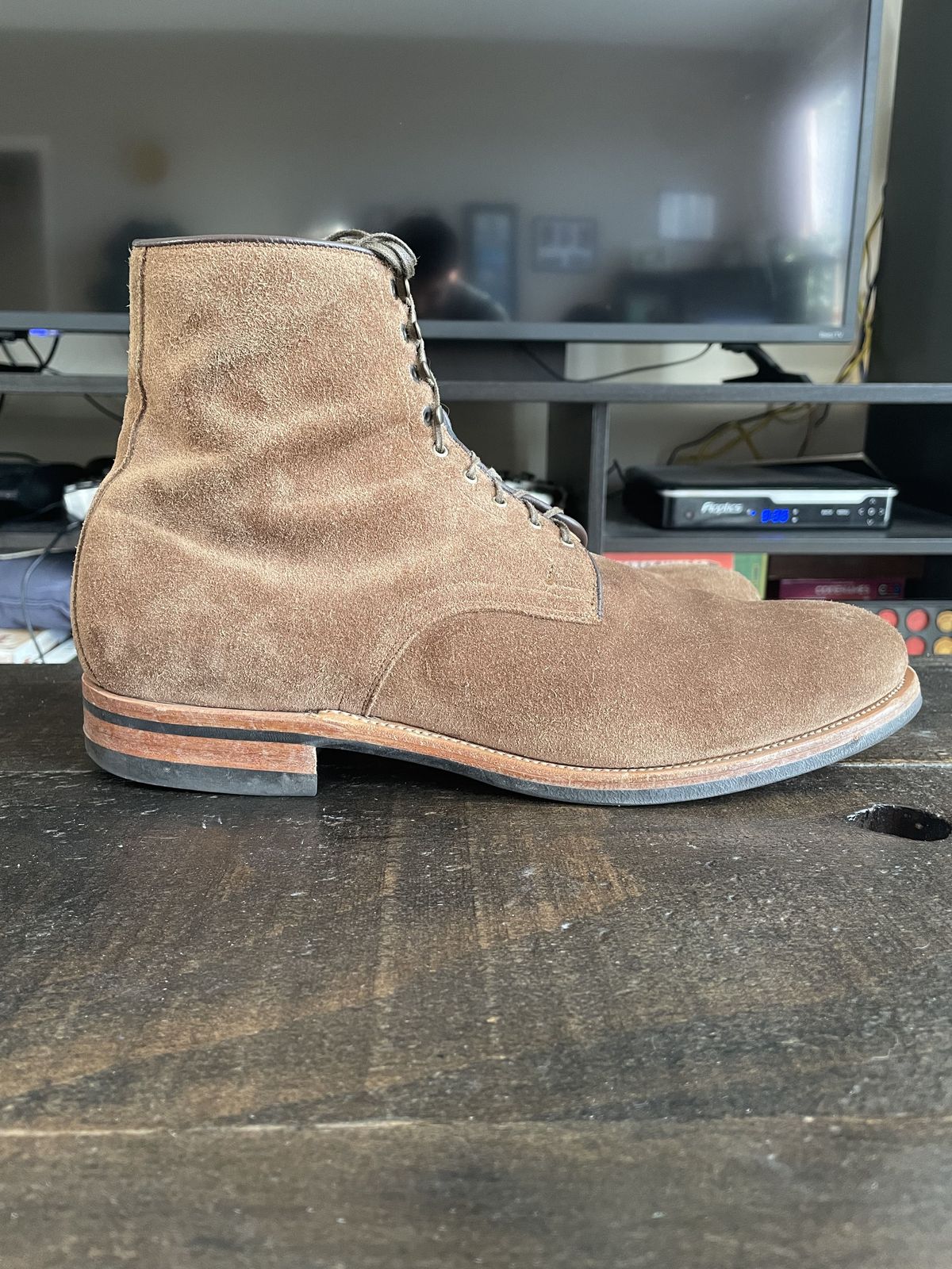 Photo by patinathunderdome on January 3, 2022 of the Viberg Halkett in C.F. Stead Snuff Bison Calf Suede.