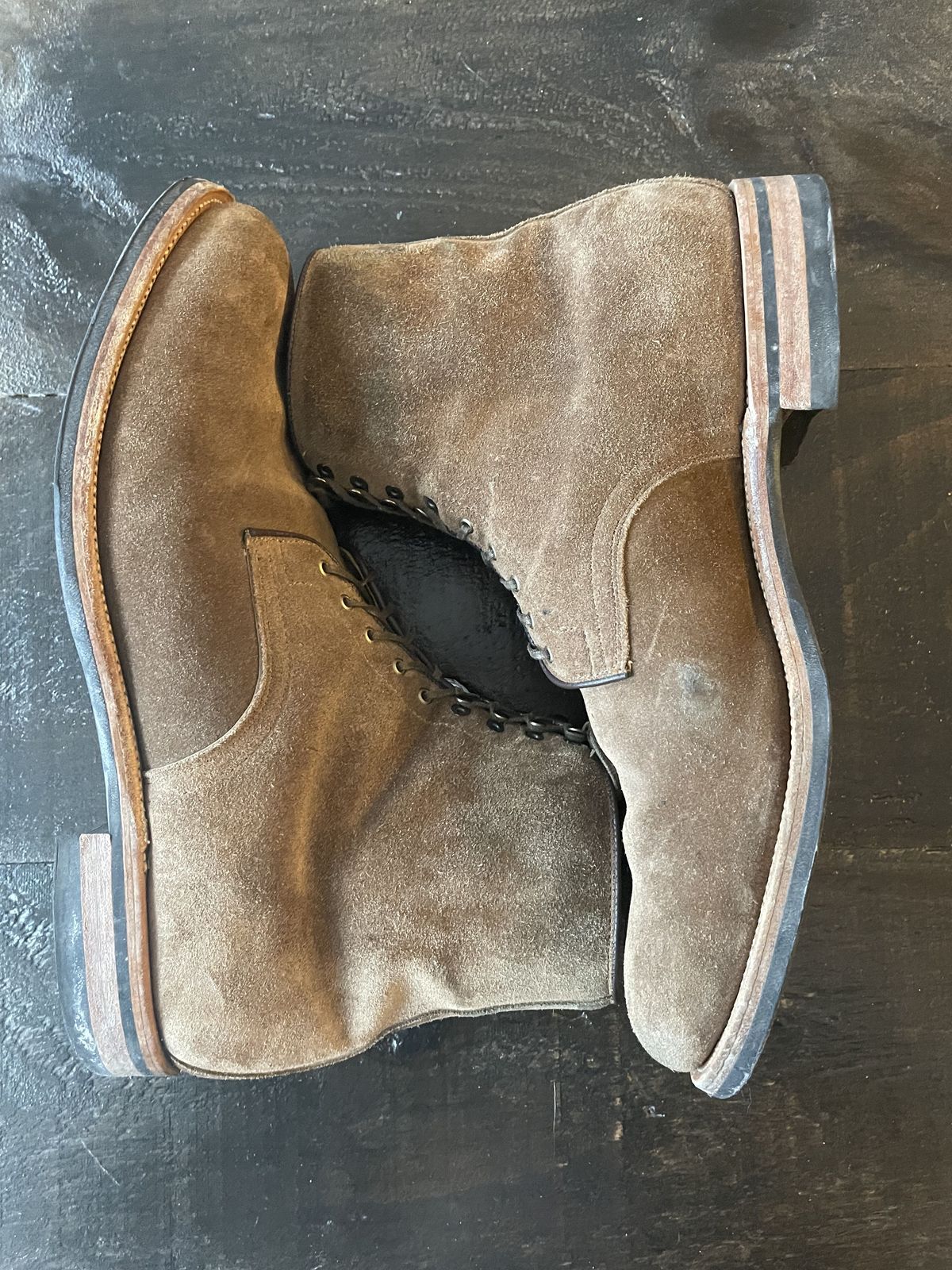 Photo by patinathunderdome on February 3, 2022 of the Viberg Halkett in C.F. Stead Snuff Bison Calf Suede.